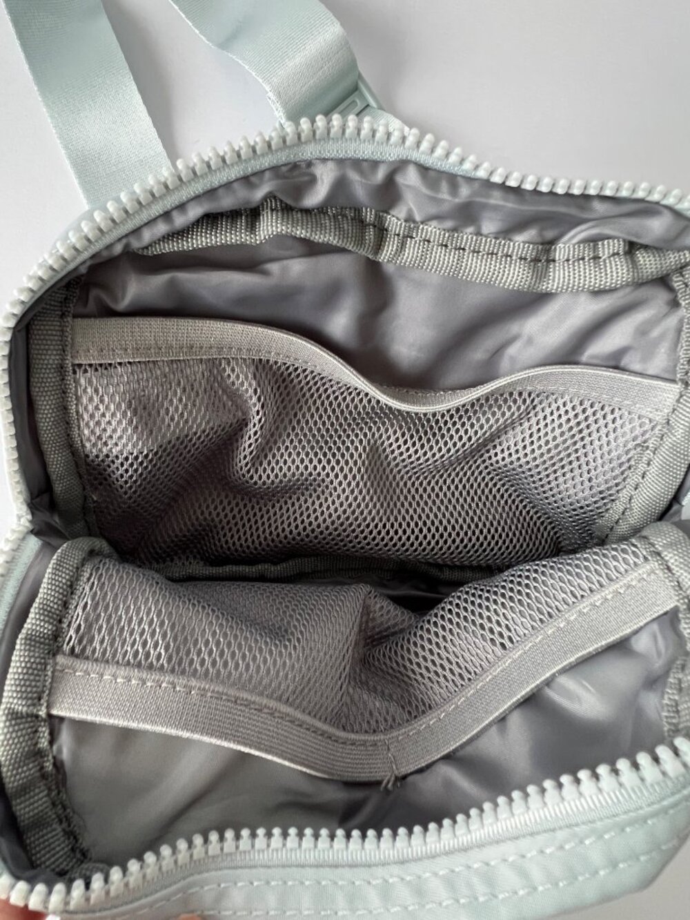 New Gaiam Sidekick Waste Pack, Sky Blue! - Picture 6 of 15